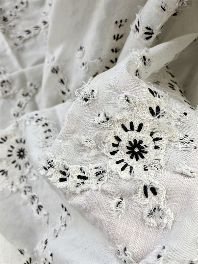 Embroidery Design 3D - Tkanina bawełniano-lniana z haftem 3D, dla