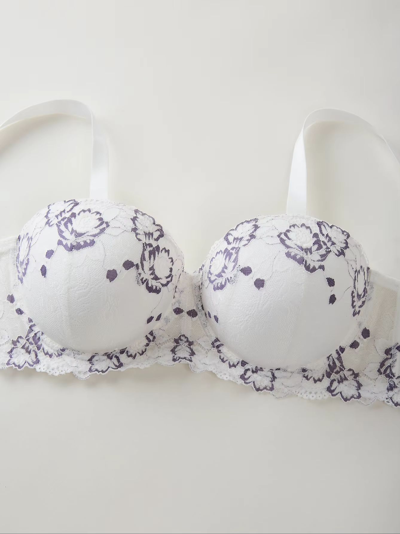 Biustonosz damski plus size z  – Embroidery Underwear recenzja i cena