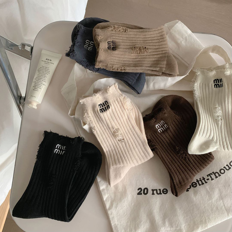 3 Pary Luksusowych Skarpet Dam – Embroidery On Socks recenzja i cena